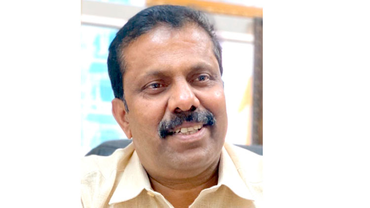 ഗൃഹപ്രവേശനത്തിന്​ മുമ്പ് അഞ്ച്​  നിർധനർക്ക് മംഗല്യമൊരുക്കി പ്രവാസി