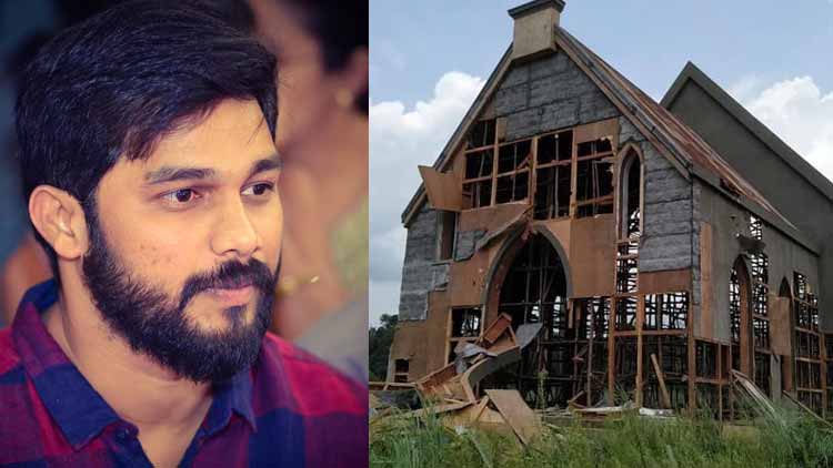 ‘ഈ പണി പാറമടയിൽ ചെയ്തിരുന്നെങ്കിൽ നിങ്ങൾക്ക് നാല് കാശ് കിട്ടിയേനെ’...