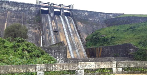 Sholayar-Dam