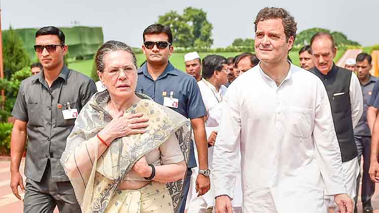 ഗാന്ധികുടുംബത്തി​െൻറ സുരക്ഷ സി.ആർ.പി.എഫ്​ ഏറ്റെടുത്തു