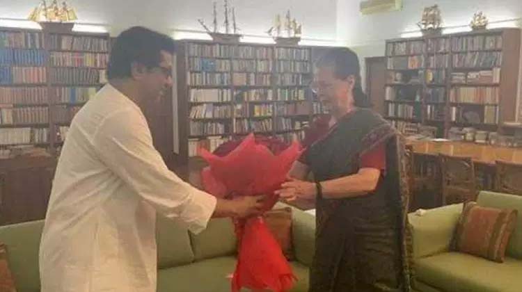 Soniya-Thackare-meeting