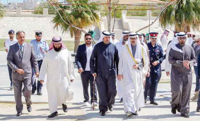 ദക്ഷിണ ഗവര്‍ണര്‍ ഈസ്​റ്റ്​ റിഫയില്‍ സന്ദര്‍ശനം നടത്തി