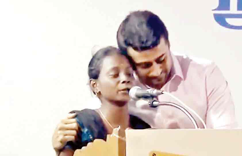 ഗായത്രി സൂര്യയുടെ കണ്ണീരായി