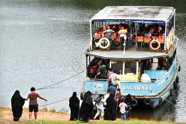 തേക്കടിയില്‍ ഇത് അറബിക്കാലം