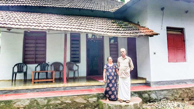 കർഷകനോട്​ ക്രൂരത; 60 വർഷമായി താമസിക്കുന്ന ഭൂമിയിൽനിന്ന്​ ഇറങ്ങണമെന്ന്​ വനംവകുപ്പ്​