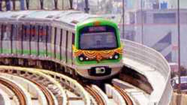 ഗ്രീ​ൻ ലൈ​നി​ൽ നാ​ല്​ ആ​റു കോ​ച്ച്  ട്രെ​യി​നു​ക​ൾ കൂ​ടി