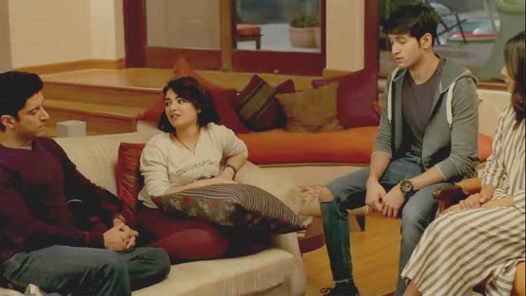 സൈറ, ഫർഹാൻ, പ്രിയങ്ക; സ്കൈ ഈസ് പിങ്കിന്‍റെ ട്രെയിലർ