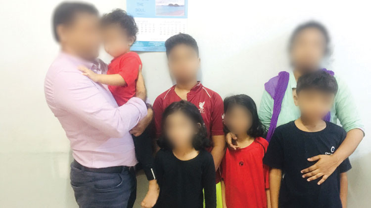 ഏഴംഗ കുടുംബം ഏഴു വര്‍ഷമായി ഊരാക്കുരുക്കിൽ