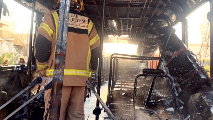 സ്​കൂൾ ബസിന്​ തീപിടിച്ചു; ഡ്രൈവറുടെ ധീരത കുഞ്ഞുങ്ങളെ കാത്തു