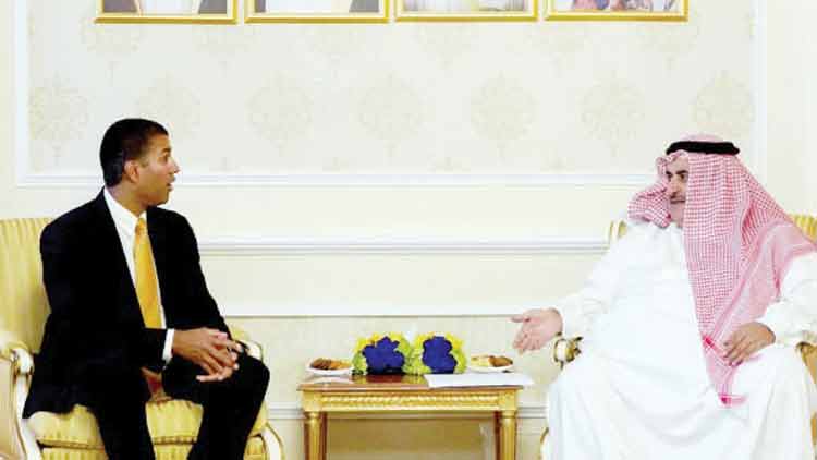 ബഹറൈന്‍ വിദേശകാര്യ മന്ത്രി യു.എസ് ഫെഡറല്‍ കമ്യൂണിക്കേഷന്‍ ചെയര്‍മാനുമായി ചര്‍ച്ച നടത്തി