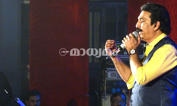 37 വർഷത്തിനു ശേഷം ഉണ്ണിമേനോൻ ആ കടം വീട്ടി...