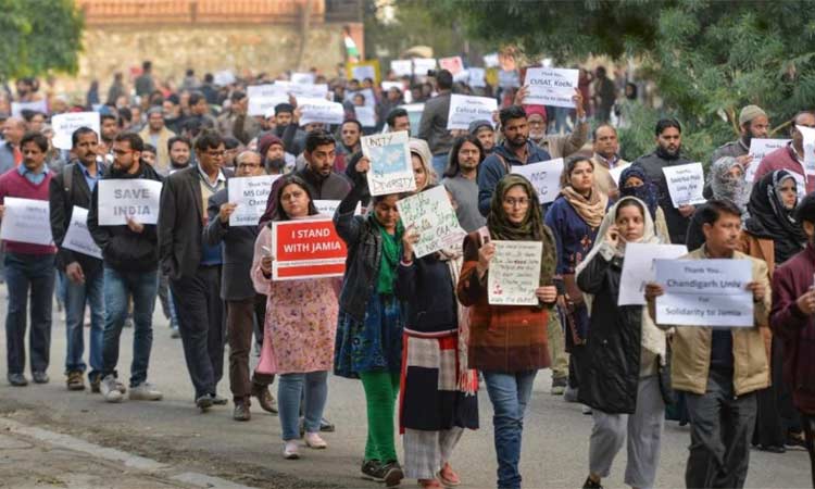 ജാമിഅ വിദ്യാർഥി പ്രതിഷേധം തുടരുന്നു