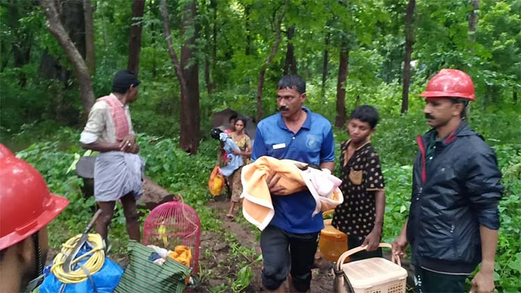ബോട്ടുകളും തോണികളും ആവശ്യപ്പെട്ട് മലപ്പുറം ജില്ല ഭരണകൂടം