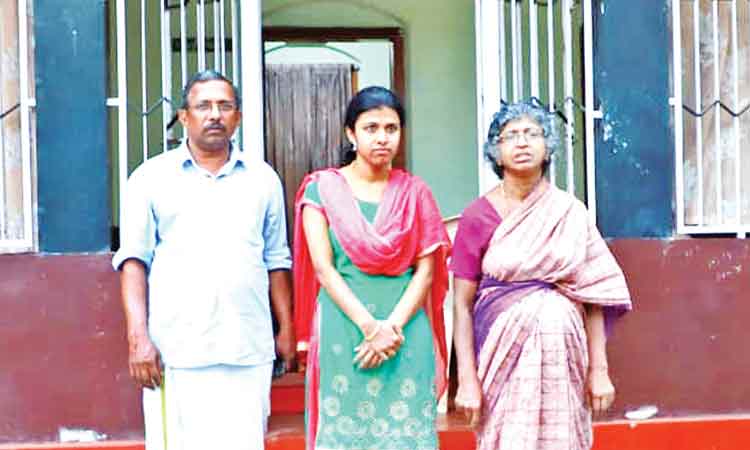 വി. മുരളീധര​െൻറ നേട്ടത്തിൽ ആഹ്ളാത്തോടെ കുടുംബവീട്