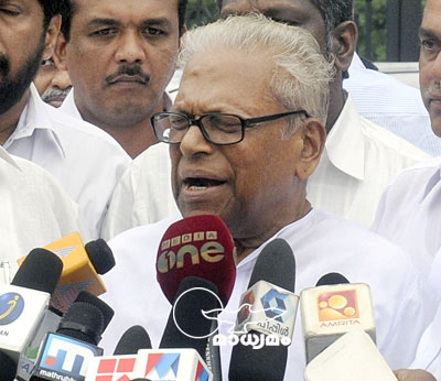 അഡ്മിനിസ്ട്രേറ്റിവ് ട്രൈബ്യൂണല്‍ പൂട്ടാനുള്ള നീക്കം അവസാനിപ്പിക്കണം -വി.എസ്