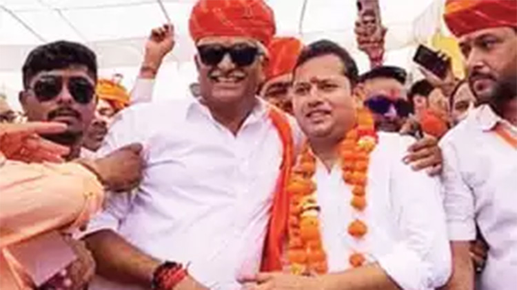 ജൂനിയർ ​െഗഹ്​ലോട്ടിനെ ഇറക്കി കോൺഗ്രസി​െൻറ യുദ്ധം