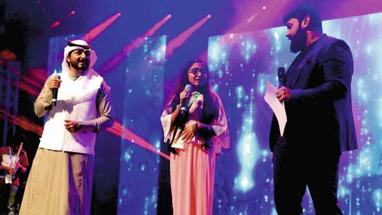 ഒന്നൊന്നര വരവുമായി വൈറൽ സൂപ്പർ സ്​റ്റാറുകൾ