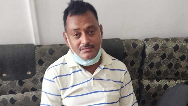 പൊലീസിനോടും വികാസ്​ ദു​െബയുടെ ഭീഷണി; ​പിടിയിലാകുന്നത്​ ക്ഷേത്രത്തി​േലക്ക്​ കടക്കാൻ ശ്രമിക്കുന്നതിനിടെ 