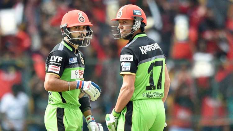 കോവിഡ്​ : 2016ൽ റെക്കോഡ്​ കൂട്ടുകെട്ടുയർത്തിയ കിറ്റ് കോഹ്​ലിയും ഡിവില്ലിയേഴ്​സും​ ലേലം ചെയ്യും