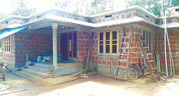 മന്ത്രിമാര്‍ കനിഞ്ഞില്ല; ഒ.പി ജയ്ഷയുടെ വീടുനിര്‍മാണം പാതിവഴിയില്‍