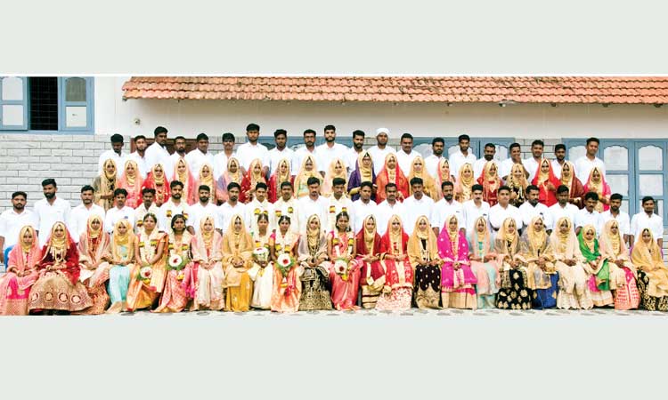 ഡ​ബ്ല്യു.​എം.​ഒ​യു​ടെ ത​ണ​ലി​ൽ  അ​വ​ർ സു​മം​ഗ​ലി​ക​ളാ​യി