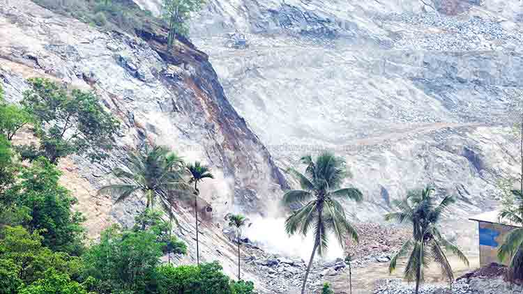 Western-ghats-quarry