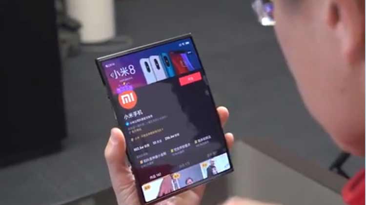 XIOAMI-FOLDABLE-PHONE-23