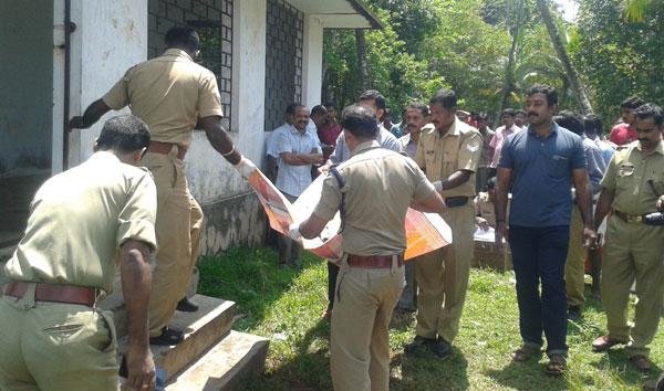 കൊല്ലത്ത് സെപ്റ്റിക് ടാങ്കില്‍ മൃതദേഹത്തിന്‍െറ അവശിഷ്ടങ്ങള്‍ കണ്ടത്തെി