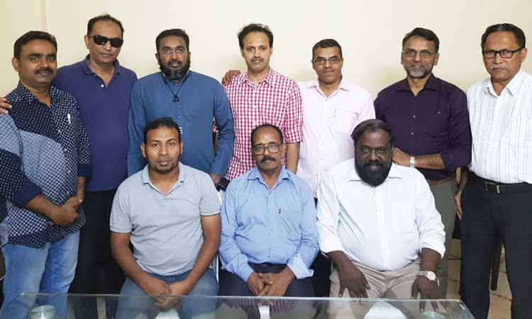 ഒ.പി അബ്്ദുസമദിന് യാത്രയയപ്പ് നൽകി