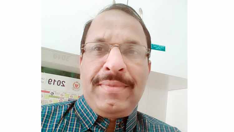 ഉ​മ്മ​യു​ടെ അ​ത്താ​ഴം വി​ളി​യും  ചൂ​ട്ടു​വെ​ളി​ച്ച​വും