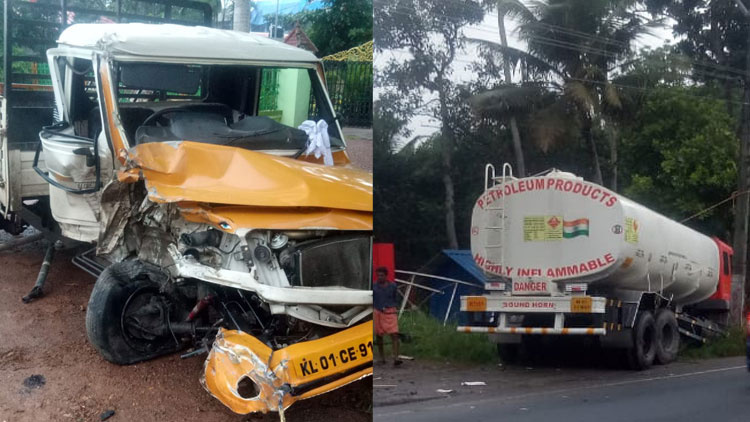 പ്രളയദുരിതാശ്വാസത്തിന്​ പോയവർ അപകടത്തിൽപെട്ടു: മൂന്നുപേർക്ക്​ പരിക്ക്​