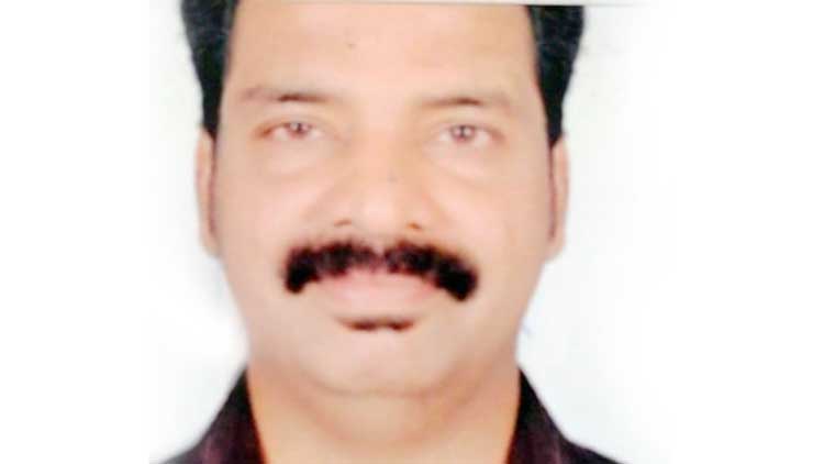 റോ​ഡ് മു​റി​ച്ചു​ക​ട​ക്കു​േ​മ്പാ​ൾ  വാ​ഹ​ന​മി​ടി​ച്ച്​ മ​ല​യാ​ളി മ​രി​ച്ചു