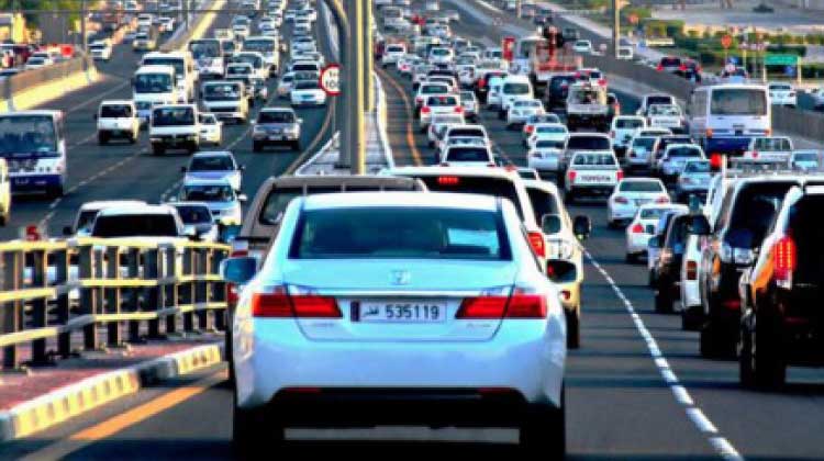 നിയമലംഘനങ്ങളിൽ വൻ കുറവ്; വാഹനാപകടങ്ങളിലും