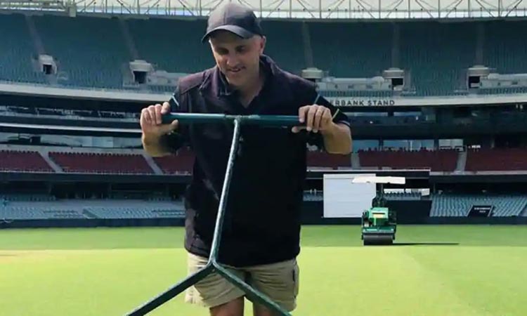 പി​ച്ചി​ൽ പു​ല്ലു​ണ്ടാ​കും; ​ പേ​സ​ർ​മാ​ർ​ക്ക്​  തു​ണ​യാ​കും