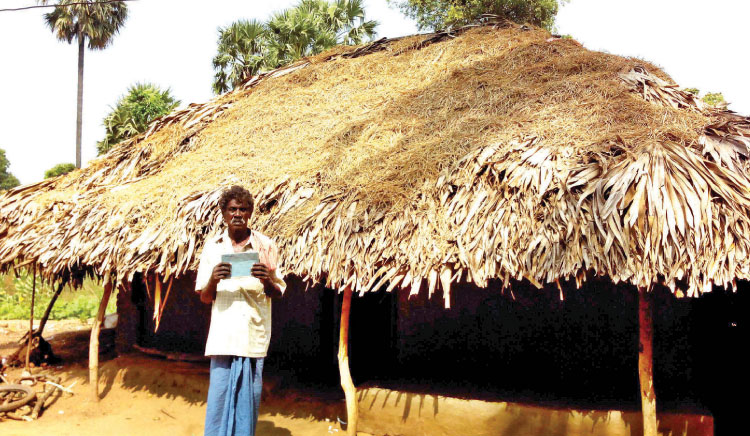 കോളനിവാസികള്‍ കാത്തിരിക്കുന്നു; വഴിക്കും പട്ടയത്തിനും