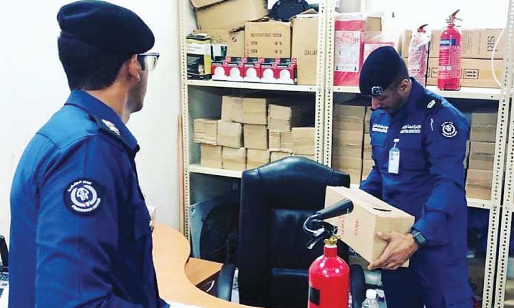 അം​ഗീ​കാ​ര​മി​ല്ലാ​ത്ത അ​ഗ്​​നി​ശ​മ​ന ഉ​പ​ക​ര​ണ​ങ്ങ​ൾ പി​ടി​ച്ചെടുത്തു