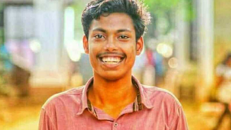 അ​ഭി​മ​ന്യു​ വധം: ആ അമ്മയുടെ വിലാപത്തിന് രണ്ടാണ്ട്