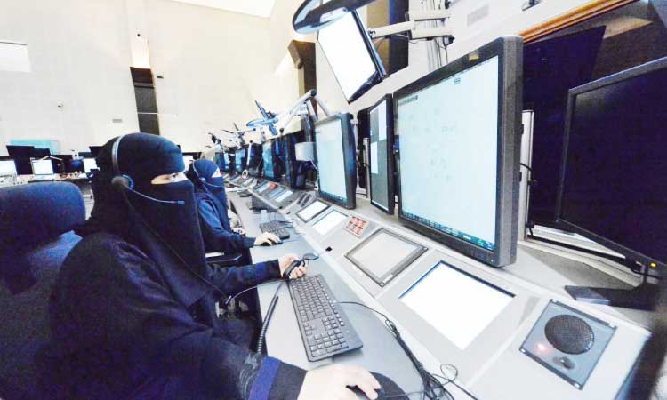 എ​യ​ർ​ട്രാ​ഫി​ക് ക​ൺ​േ​ട്രാ​ൾ രം​ഗ​ത്തും സ്​​ത്രീ​ശാ​ക്തീ​ക​ര​ണം​