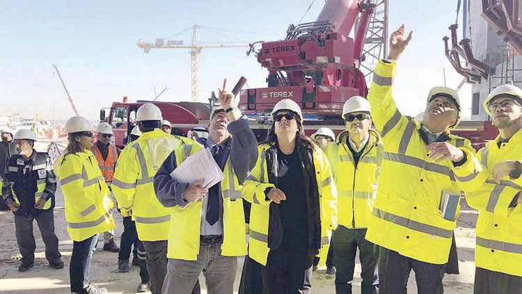 വി​മാ​ന​ത്താ​വ​ള നി​ർ​മാ​ണം വി​ല​യി​രു​ത്താ​ൻ പൊ​തു​മ​രാ​മ​ത്ത്​ മ​ന്ത്രി​യെ​ത്തി