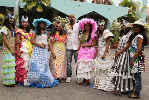 പാഴ് വസ്തുക്കളില്‍ നെയ്ത ഫാഷന്‍