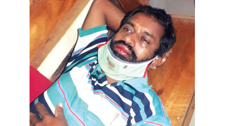 യൂത്ത്‌ കോണ്‍ഗ്രസ് നേതാവിനുനേരെ ആക്രമണം