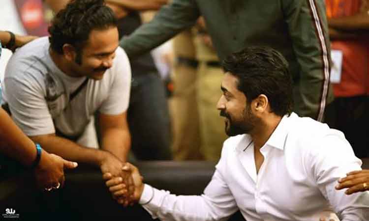 പ്രിയ ആരാധകരേ സുരു എന്ന പേര് അദ്ദേഹത്തെ കളിയാക്കാനല്ല -അജു വർഗീസ്