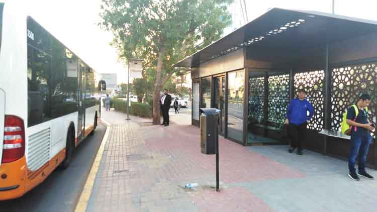 അൽ​െഎനിൽ യാത്രക്കാർക്ക്​ ആശ്വാസമായി ബസ്​ കാത്തിരിപ്പുകേന്ദ്രങ്ങൾ