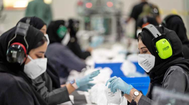 അ​ൽ​െ​എ​നി​ൽ എ​ൻ 95 മാ​സ്‌​ക് ഉ​ദ്​​പാ​ദ​നം വ​ർ​ധി​പ്പി​ച്ചു; യു.​എ.​ഇ​യി​ൽ നി​ർ​മി​ക്കു​ന്ന മാ​സ്‌​കു​ക​ൾ ക​യ​റ്റു​മ​തി ചെ​യ്യും