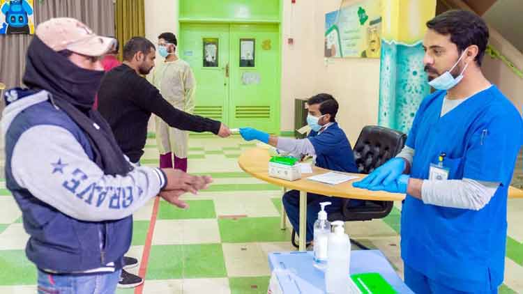 അ​ൽ​ബാ​ഹ​യി​ൽ 20,000 തൊ​ഴി​ലാ​ളി​ക​ളെ മാ​റ്റി​പ്പാ​ർ​പ്പി​ച്ചു