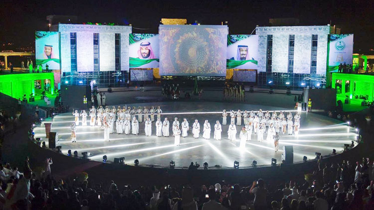 അ​ൽ​ബാ​ഹ സ​മ്മ​ർ  ഫെ​സ്​​റ്റി​വ​ലി​ന്​ തു​ട​ക്കം