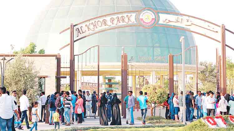 സ​​​ഞ്ചാ​​​രി​​​ക​​​ൾ​​​ക്ക്​ പ്രി​​​യ​​​മാ​​​യി  അ​​​​ല്‍ഖോ​​​​ര്‍ ദ​​​​ഖീ​​​​റ​​​യി​​​​ലെ ​പാ​​​​ര്‍ക്കു​​​​ക​​​ൾ​