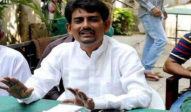 കോൺഗ്രസ്​ വിടില്ലെന്ന്​ അൽപേഷ്​ ഠാകുർ