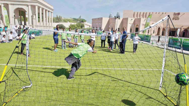 സാമൂഹിക മാറ്റം കാൽപന്തിലൂടെ, സന്ദേശവുമായി ജനറേഷന്‍ അമൈസിങ് മേള