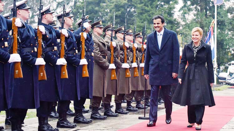 ഖത്തർ അ​​മീ​​റി​​ന് െക്രാ​​യേ​​ഷ്യ​​യി​​ൽ ഉ​​ജ്വ​​ല വ​​ര​​വേ​​ൽ​​പ്പ്